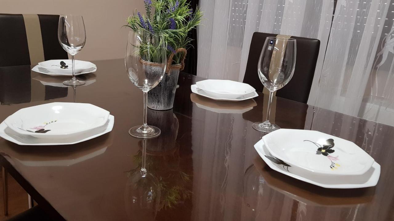 Studio Kamelia Kazanlŭk Esterno foto